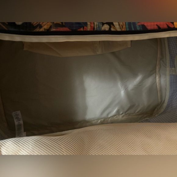 Patagonia Black Hole 55L duffel backpack- Joy/ Pitch Blue - Picture 9 of 10